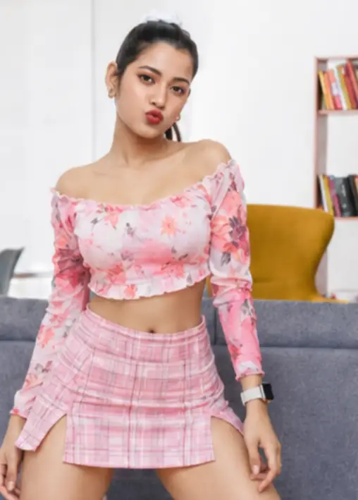 riya chowk call girl